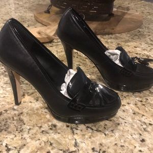 White House Black Market Pumps